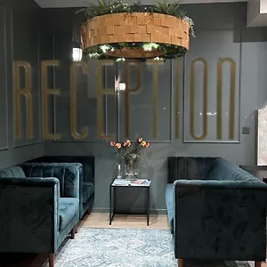 au-bec-fin-hotel.hotels-rhonealpes.com/
